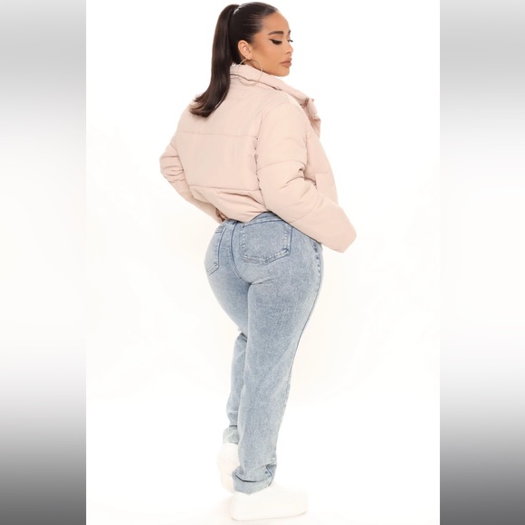 NWT Fashion Nova Take It All Puffer Jacket - Picture 4 of 10